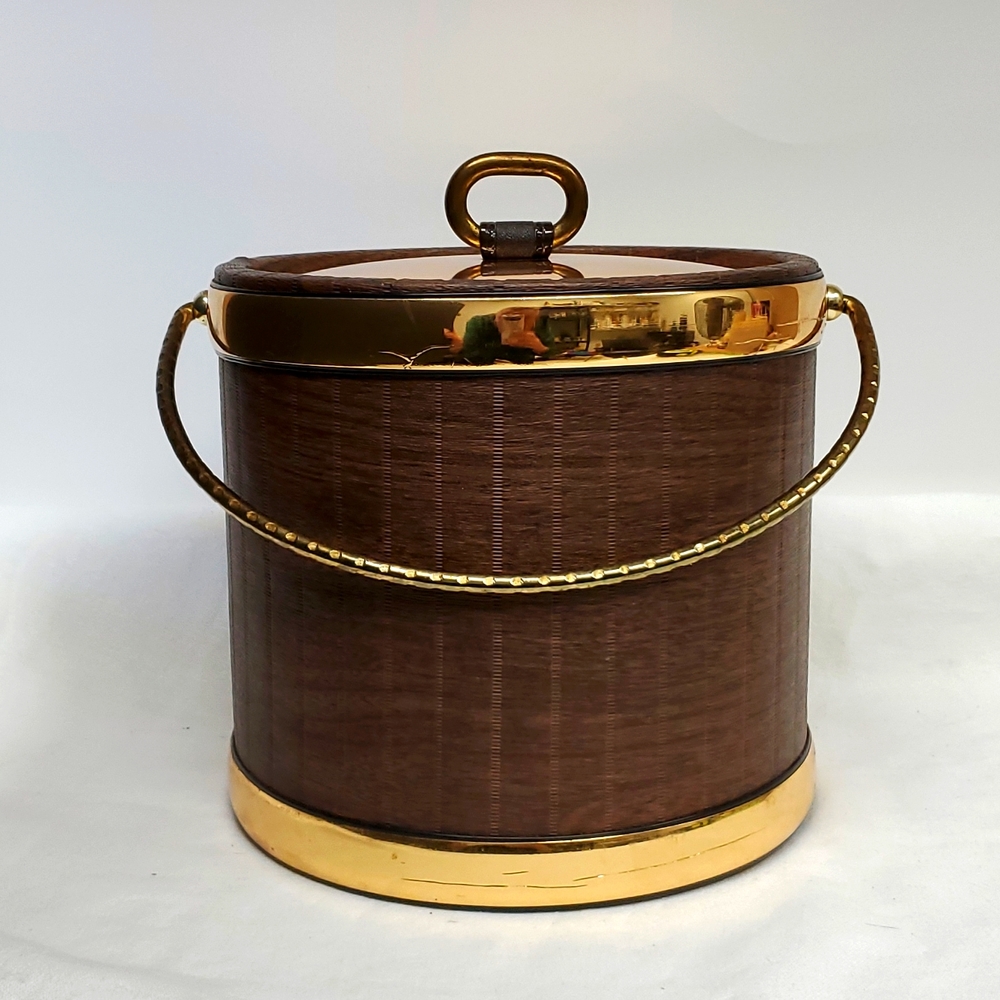 Vintage 7 x 8 faux croc ice bucket with lid and handle  by Kraftware